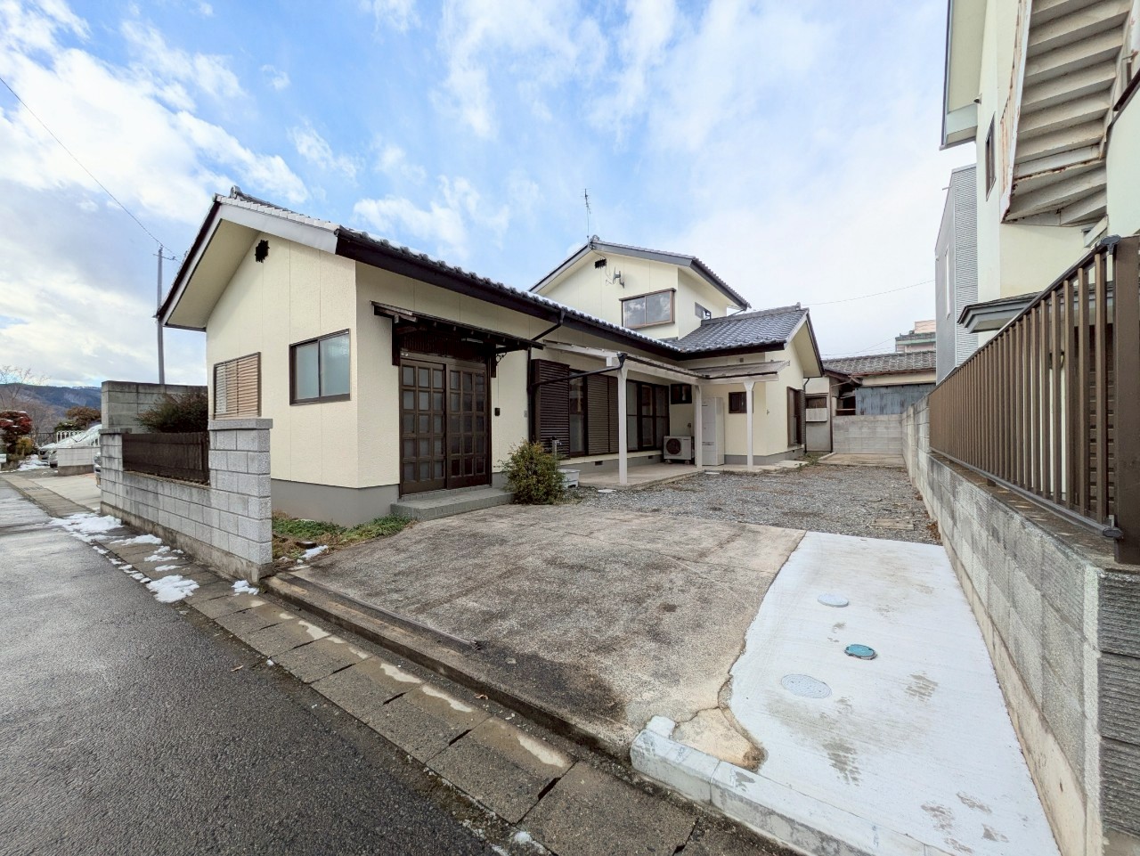 【中古戸建】沼田市西倉内町【現況販売】